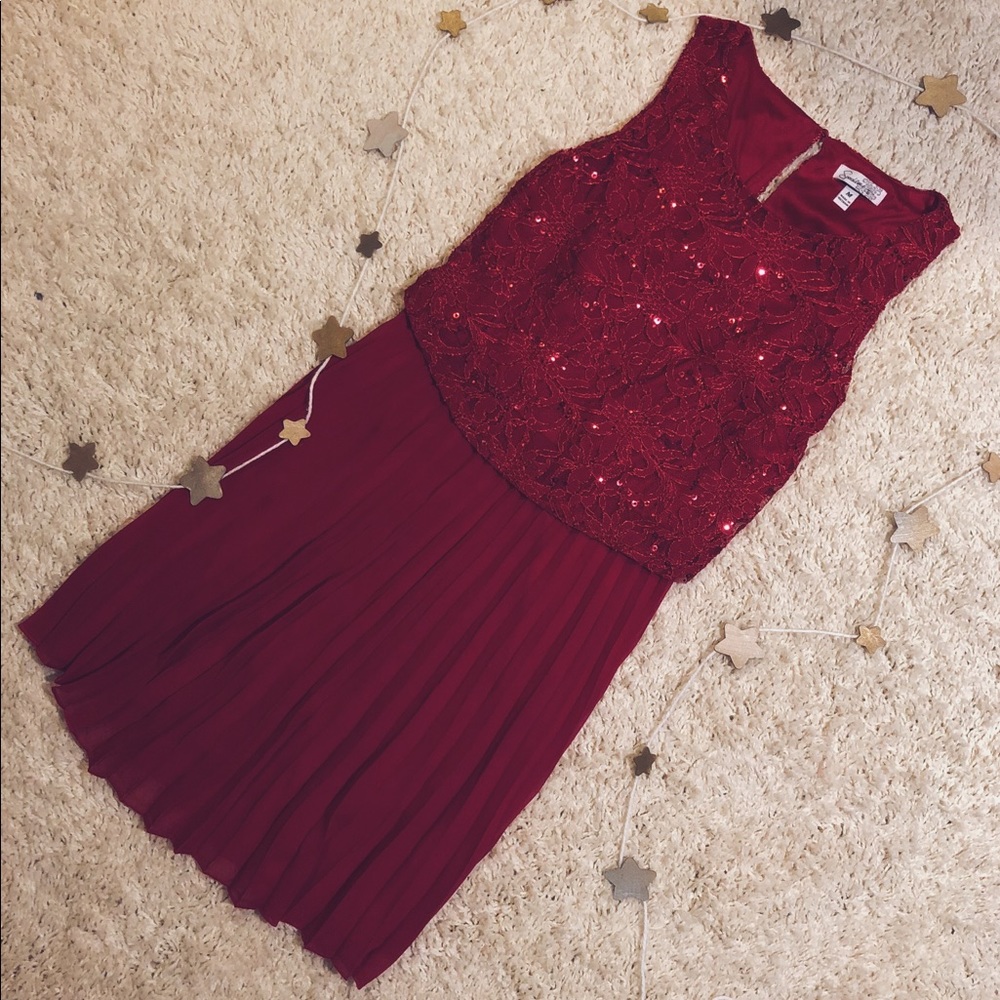 red lace party dress